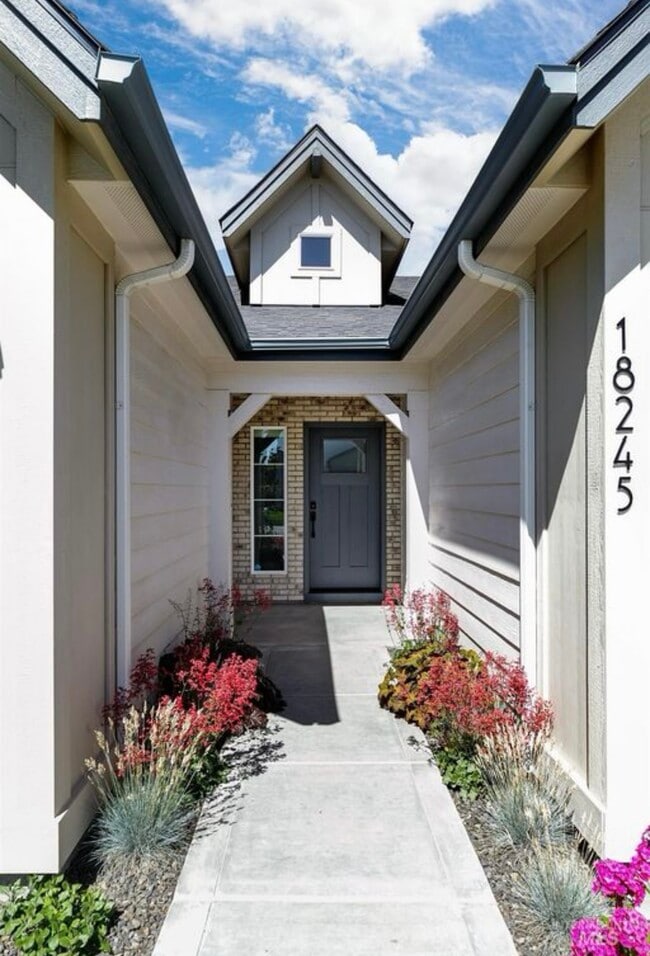 18245 Hush Crk Wy in Nampa, ID - Building Photo - Building Photo