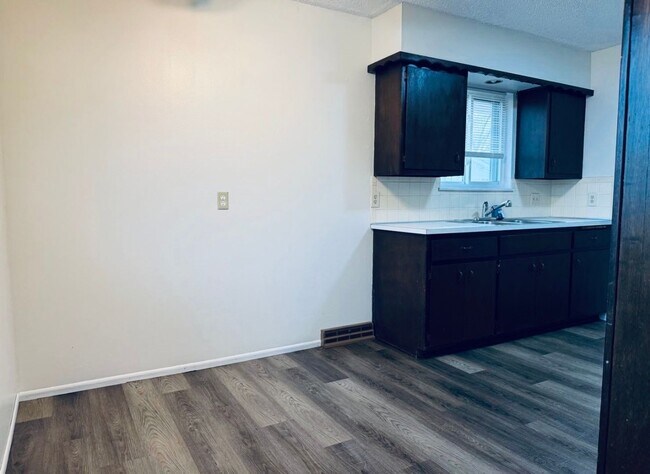 1963 S Martinson St in Wichita, KS - Building Photo - Building Photo