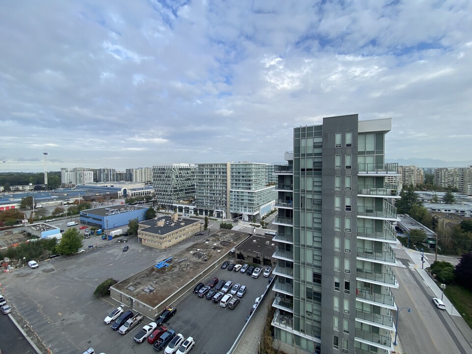 6633 Buswell St in Richmond, BC - Building Photo