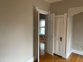 342 S Church St in Bowling Green, OH - Building Photo - Building Photo