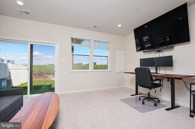 869 Amity St in Frederick, MD - Building Photo - Building Photo