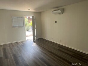 36947 Melrose Dr, Unit 5 in Cathedral City, CA - Building Photo - Building Photo