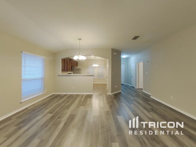 9039 Thomas York Blvd in San Antonio, TX - Building Photo - Building Photo