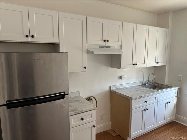 675 Main St in New Rochelle, NY - Building Photo - Building Photo