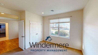 721 SE Swainson Ln in College Place, WA - Building Photo - Building Photo