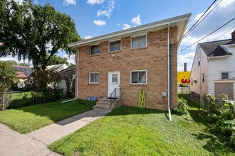 1916 N 44th Ave, Unit # 2 in Minneapolis, MN - Building Photo - Building Photo