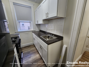 1198 Boylston St, Unit 11 in Boston College, MA - Building Photo - Building Photo