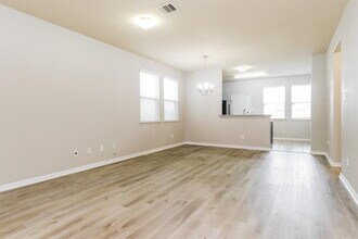 13007 Echo Landing Dr in Houston, TX - Building Photo - Building Photo