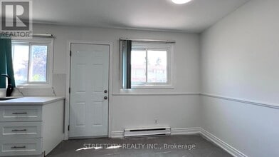 1430 Jalna Blvd in London, ON - Building Photo - Building Photo