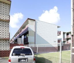Kalihi Garden in Honolulu, HI - Building Photo - Building Photo