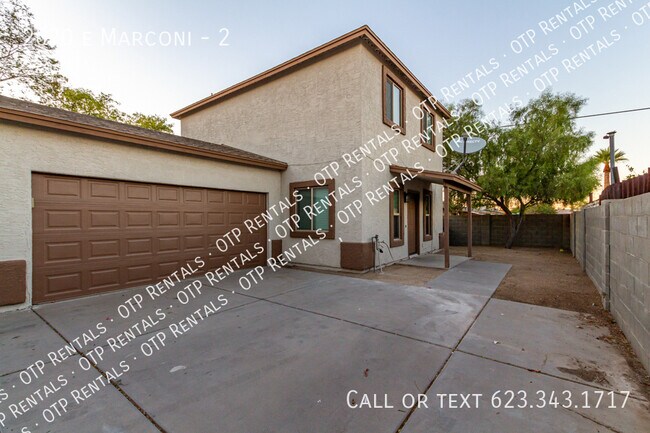property at 2620 E Marconi Ave