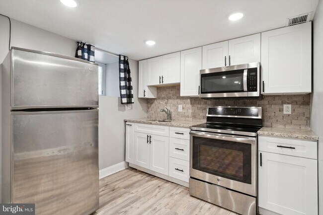 2108 E Chelten Ave photo'