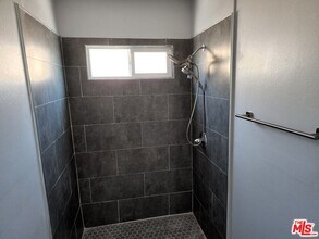 5918 S Figueroa St in Los Angeles, CA - Building Photo - Building Photo