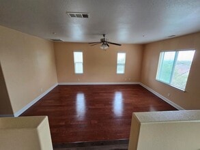 7414 Tioga Ln in Highland, CA - Building Photo - Building Photo