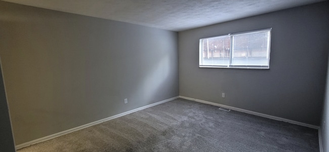 Spacious 2 bedroom 2 bath apartments in Dayton, OH - Building Photo - Building Photo