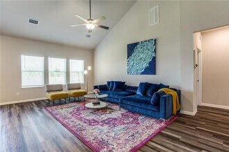 1341 Ivy Arbor Ln in Leander, TX - Building Photo - Building Photo