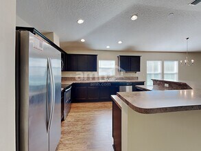 563 Worcester Ct in Jacksonville, FL - Building Photo - Building Photo