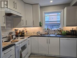 269-269 Westhill Ave in Ottawa, ON - Building Photo - Building Photo