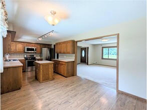 7415 Ideal Ave S in Cottage Grove, MN - Building Photo - Building Photo
