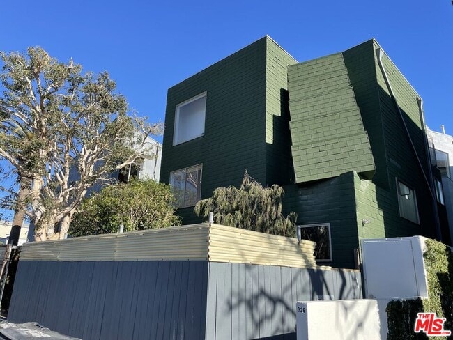 property at 326 Indiana Ave
