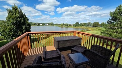 540 Legend Ln in McHenry, IL - Building Photo - Building Photo