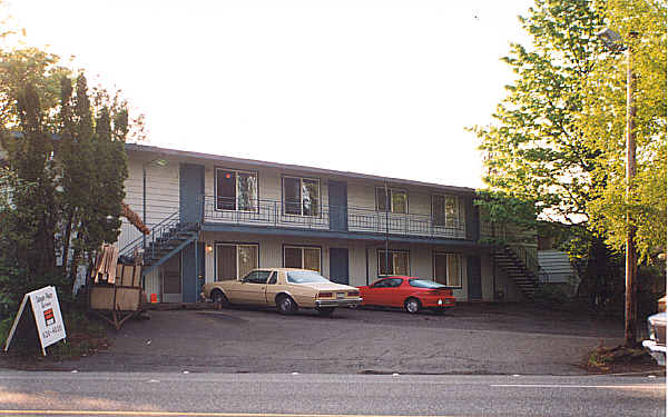 Andrea Manor Apartments in Portland, OR - Foto de edificio