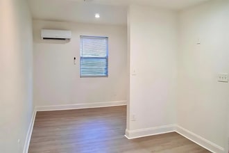 2315 Carroll Pl, Unit #1 in Tampa, FL - Foto de edificio - Building Photo