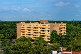 Claremont Towers in Hillsborough, NJ - Building Photo - Building Photo