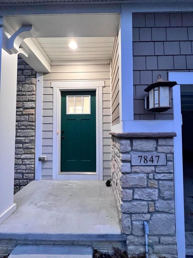 7847 Aideen Ct in Dublin, OH - Building Photo - Building Photo