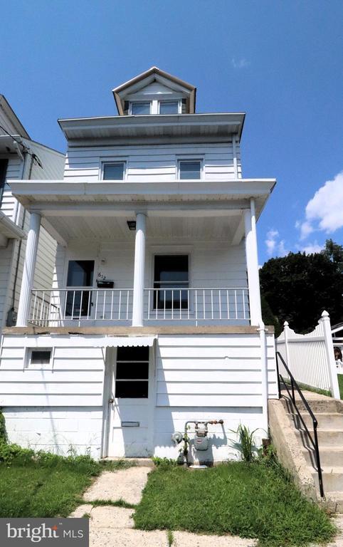 property at 612 Carbon St