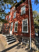 298 Rutherford Ave in Trenton, NJ - Building Photo