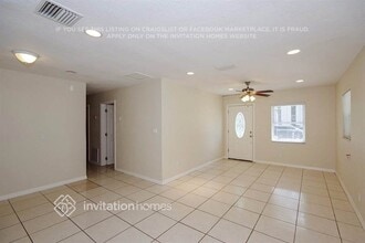 5005 Steyr St in Orlando, FL - Foto de edificio - Building Photo