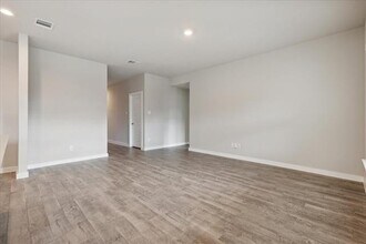 605 Griffith Pk Trl in Alvarado, TX - Building Photo - Building Photo