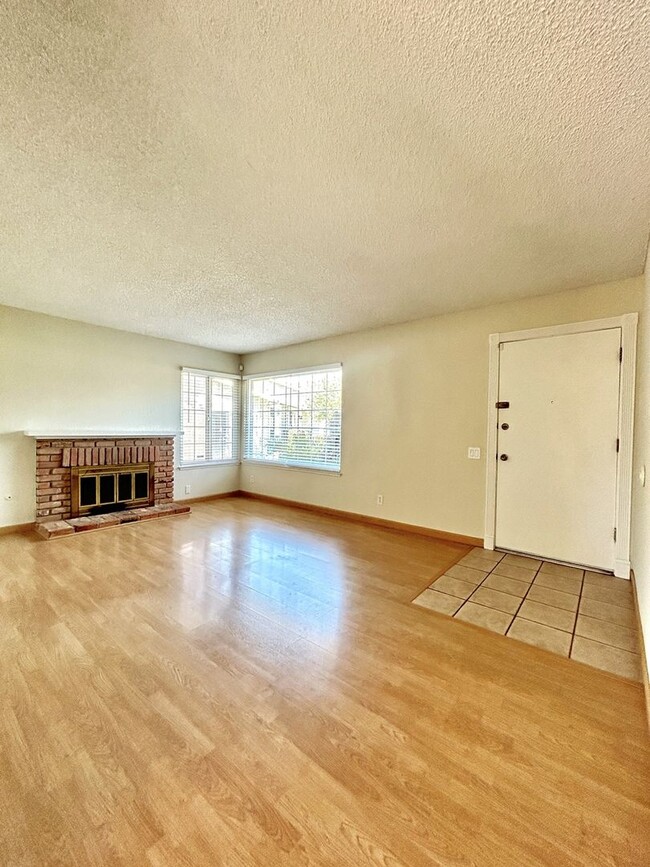 4856 Carrie Ct in Union City, CA - Building Photo - Building Photo