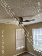 1209 N Gray St in Killeen, TX - Building Photo - Building Photo