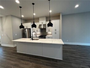 2011 Oak Ln NW in Atlanta, GA - Building Photo - Building Photo