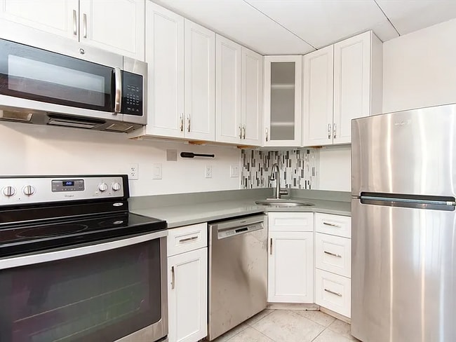 47 Homer Ave, Unit APT 53 in Cambridge, MA - Building Photo - Building Photo