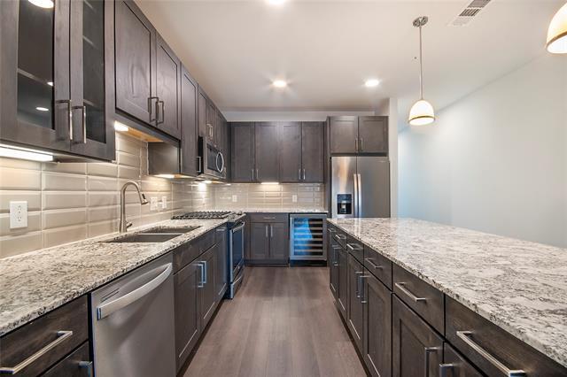 5613 Belmont Ave in Dallas, TX - Building Photo