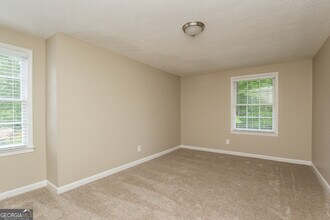 3554 Mill Glen Dr in Douglasville, GA - Foto de edificio - Building Photo