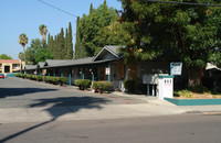 Regency Arms in El Cajon, CA - Foto de edificio - Building Photo