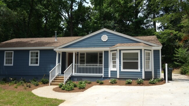 property at 914 Hawthorne St