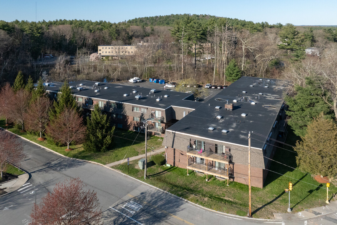 Wayside Condominium in Marlborough, MA - Building Photo