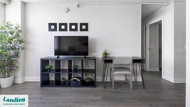 305 Dr. M.L.K. Jr St S, Unit 613 in St. Petersburg, FL - Building Photo - Building Photo