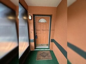 6818 S Himes Ave in Tampa, FL - Building Photo - Building Photo