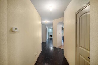 10412 Mono Lake Rd in Fort Worth, TX - Building Photo - Building Photo