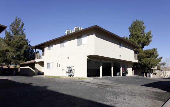 Buena Vista Apartments in Barstow, CA - Building Photo - Building Photo