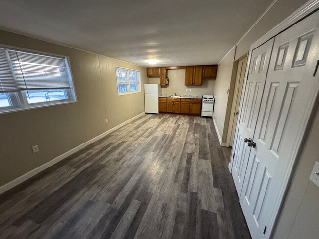 101-103-103 Green Oaks Dr