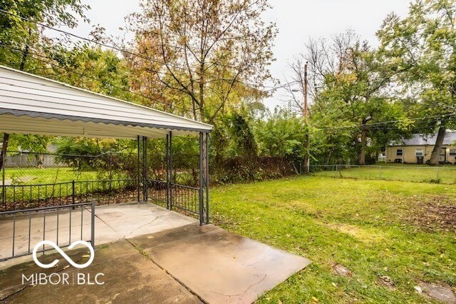 3332 Wallace Ave in Indianapolis, IN - Building Photo - Building Photo