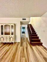 747 SE 1st Way in Deerfield Beach, FL - Building Photo