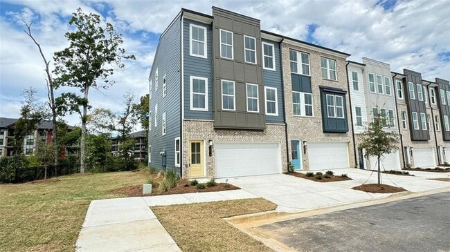 1479 Creekside Cir NW in Atlanta, GA - Foto de edificio - Building Photo